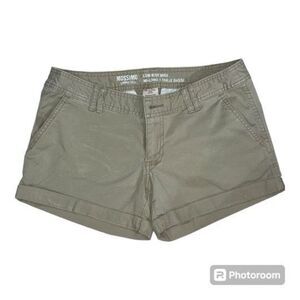 Khaki shorts